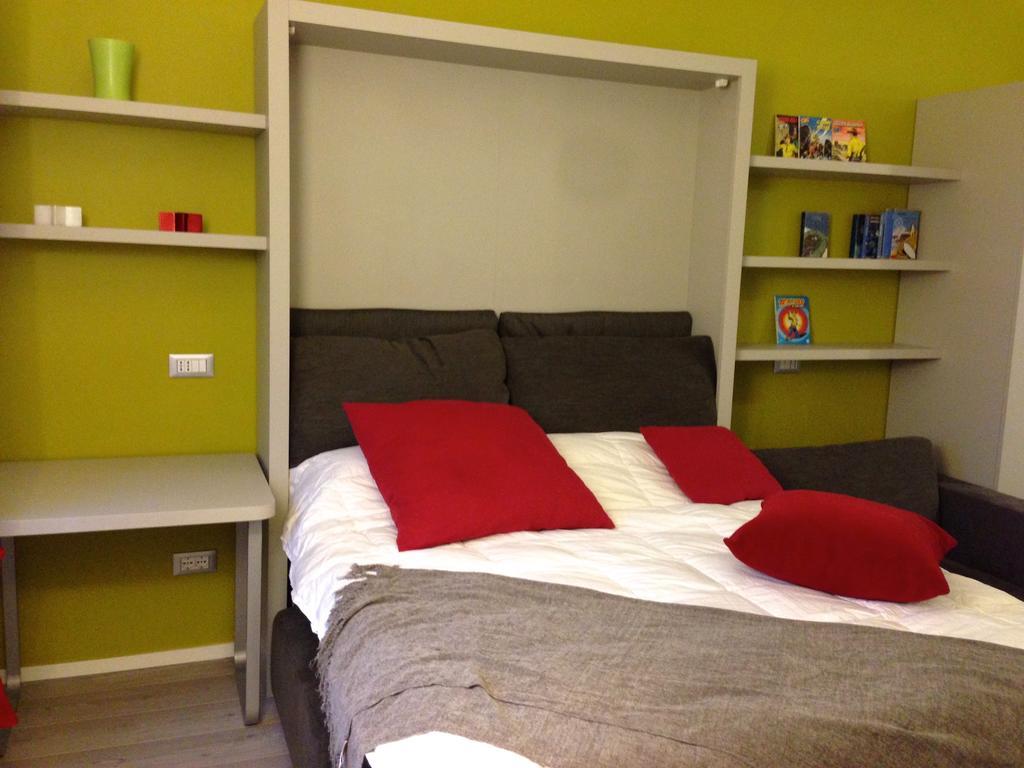 Apartment Melozzo Milano Cameră foto